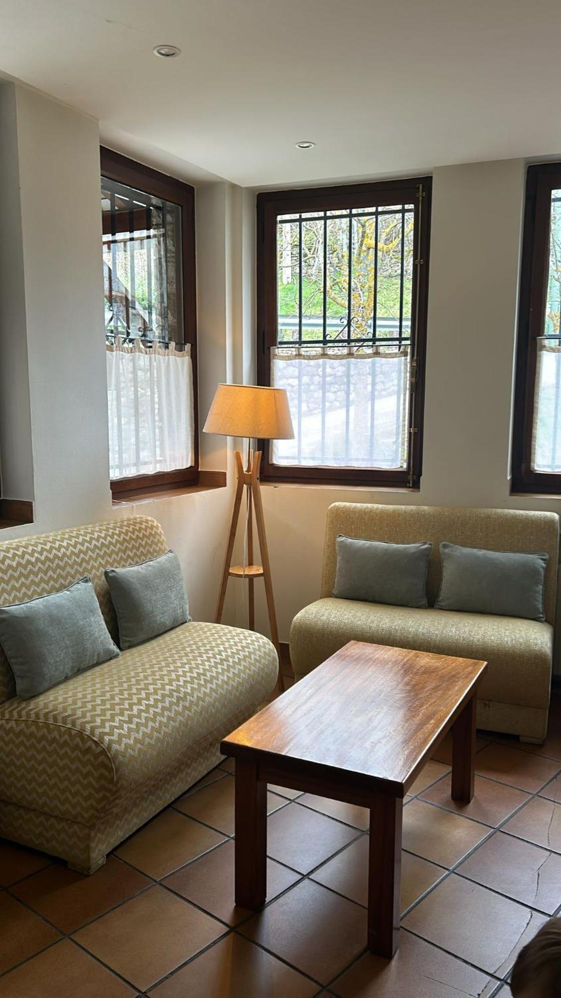 Hostal Remona Espinama Luaran gambar