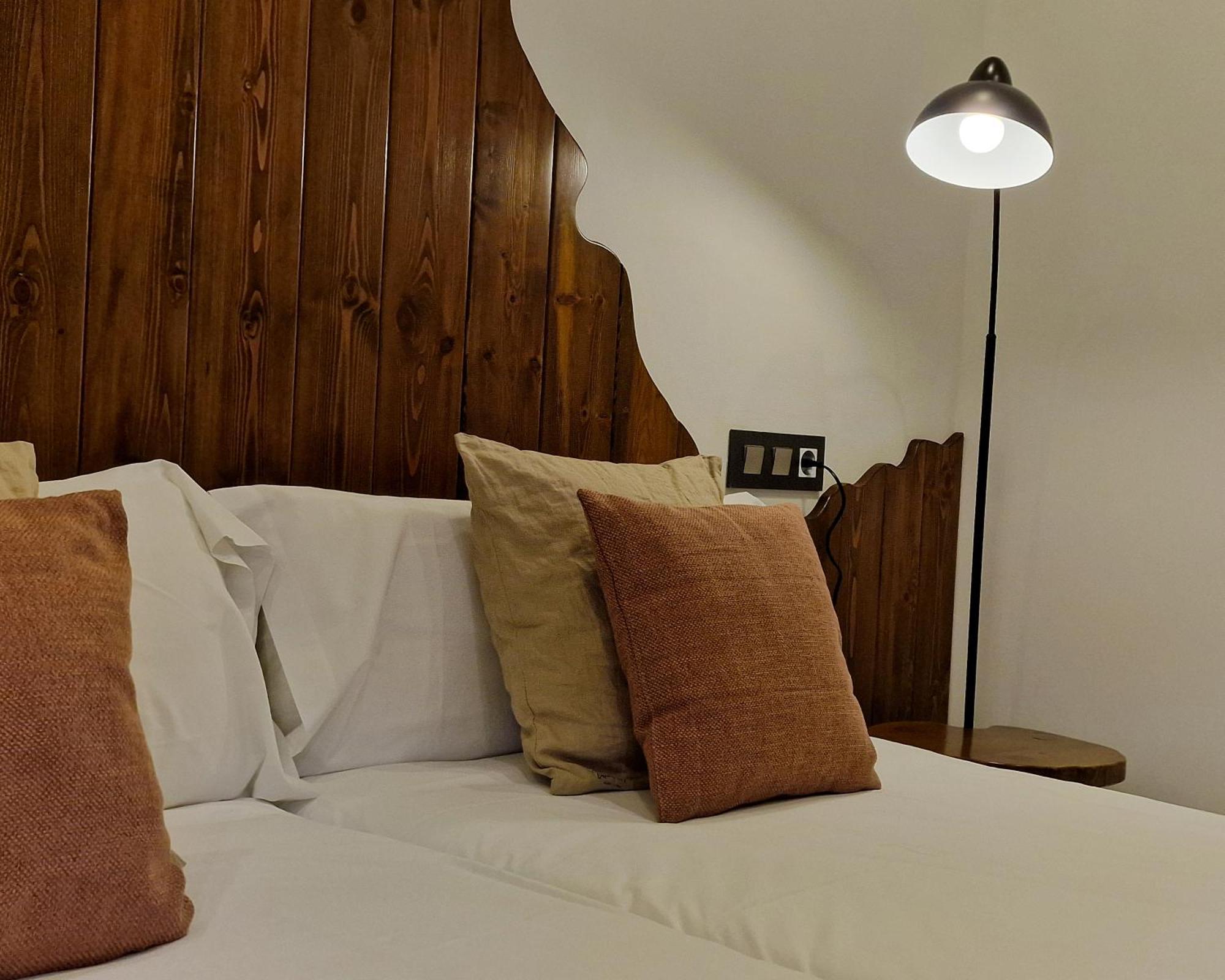 Hostal Remona Espinama Luaran gambar