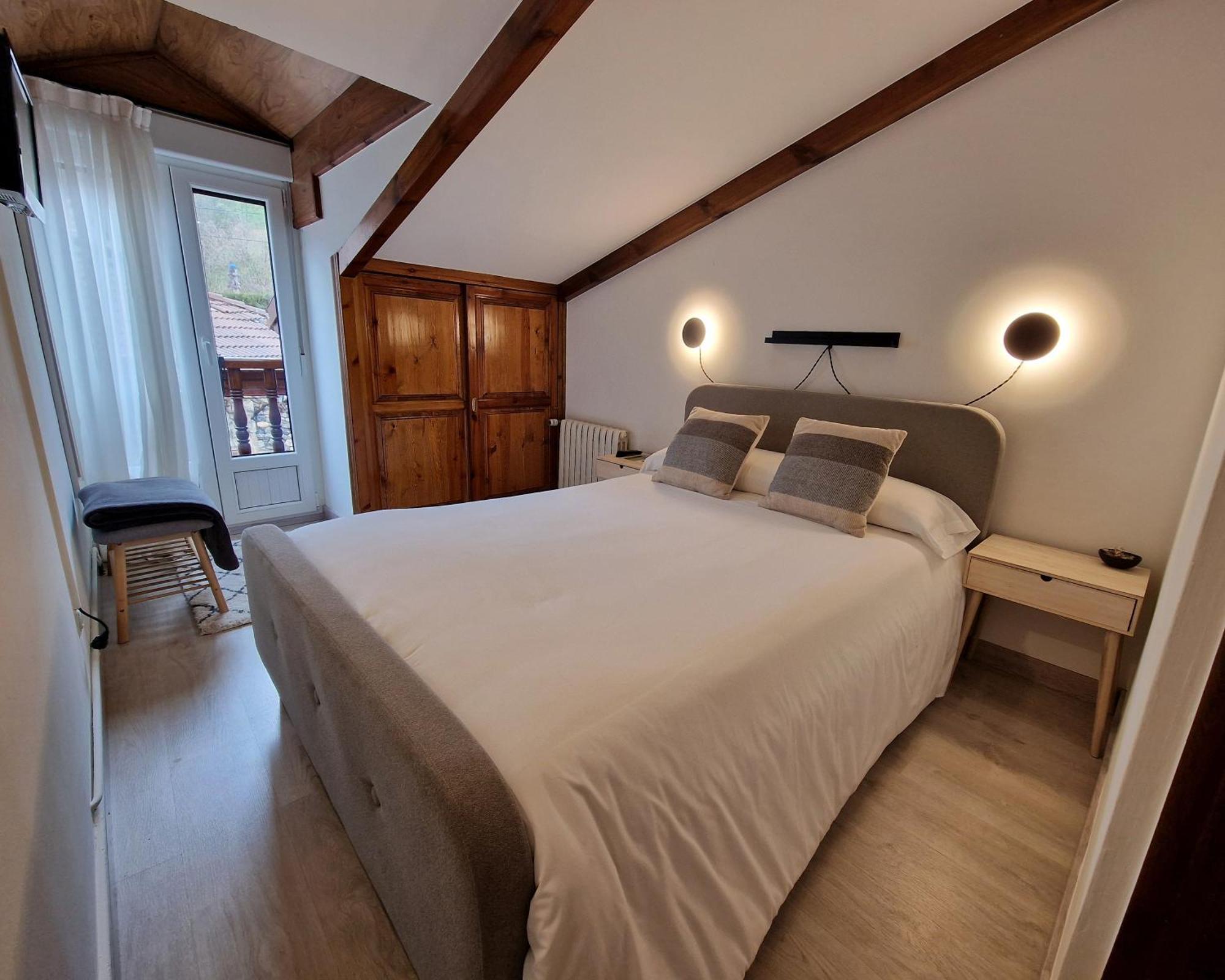 Hostal Remona Espinama Luaran gambar