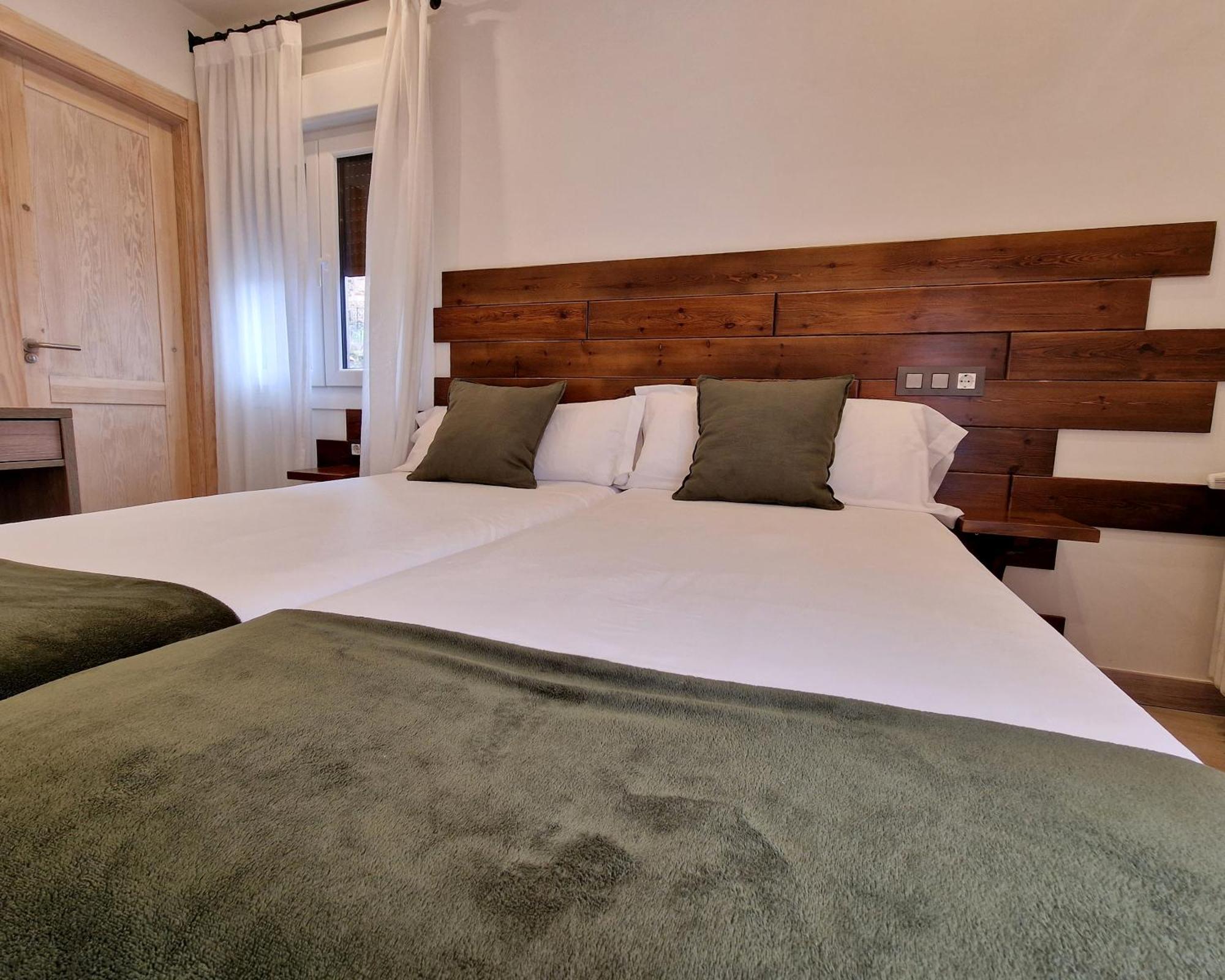 Hostal Remona Espinama Luaran gambar