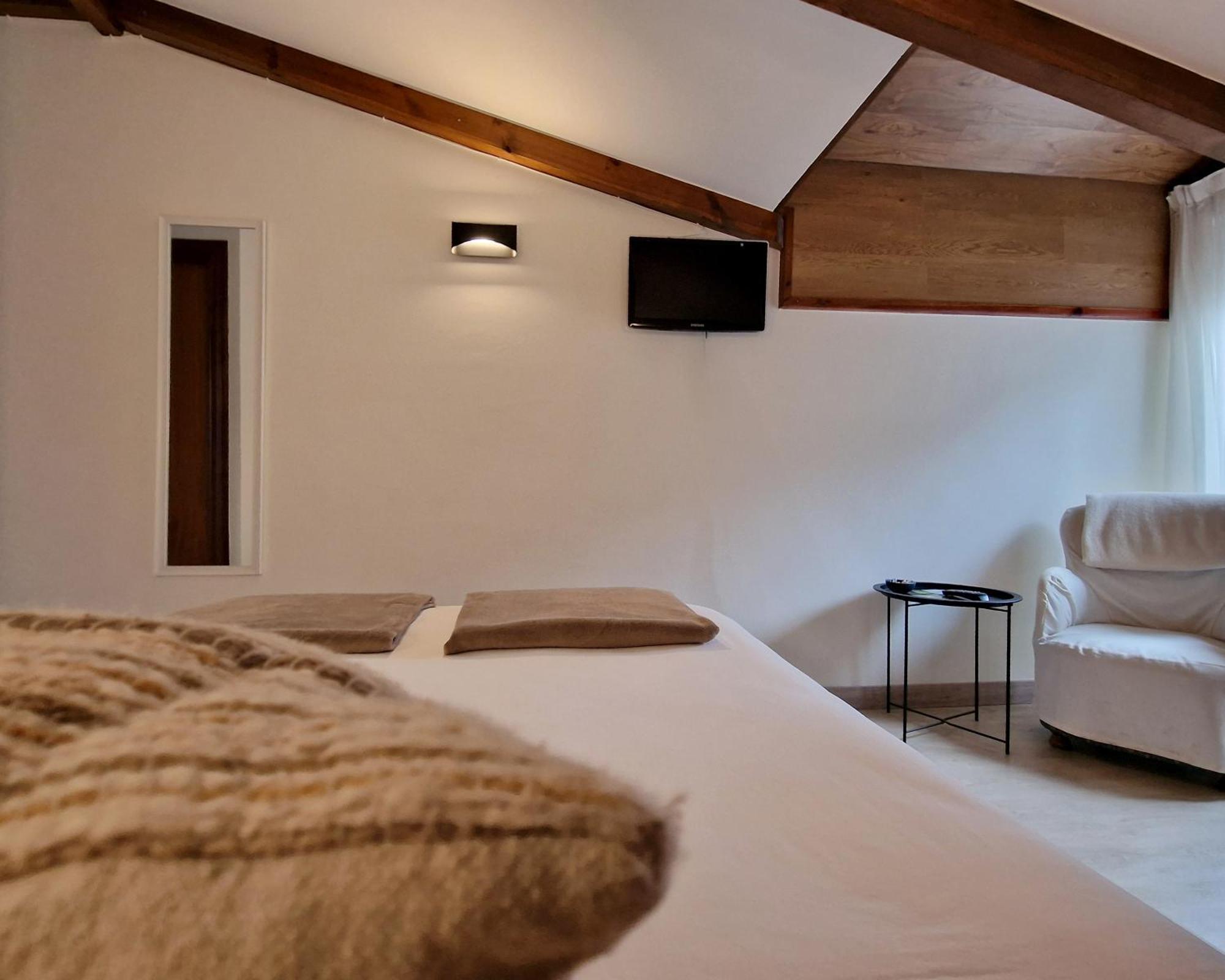 Hostal Remona Espinama Luaran gambar